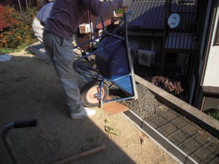 太宰府市観世音寺　T様邸　土間コンクリート、フェンス工事