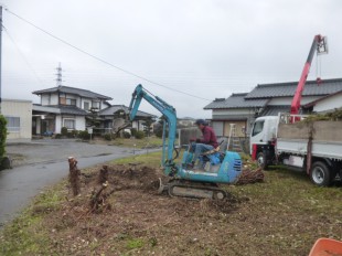 甘木市　草刈、伐採、抜根作業